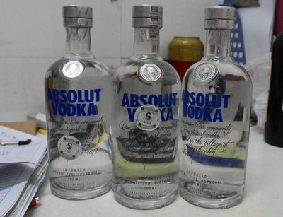 深夜突擊!佛山昨晚清查酒類(lèi)經(jīng)營(yíng)單位124家、查扣酒類(lèi)產(chǎn)品281支!